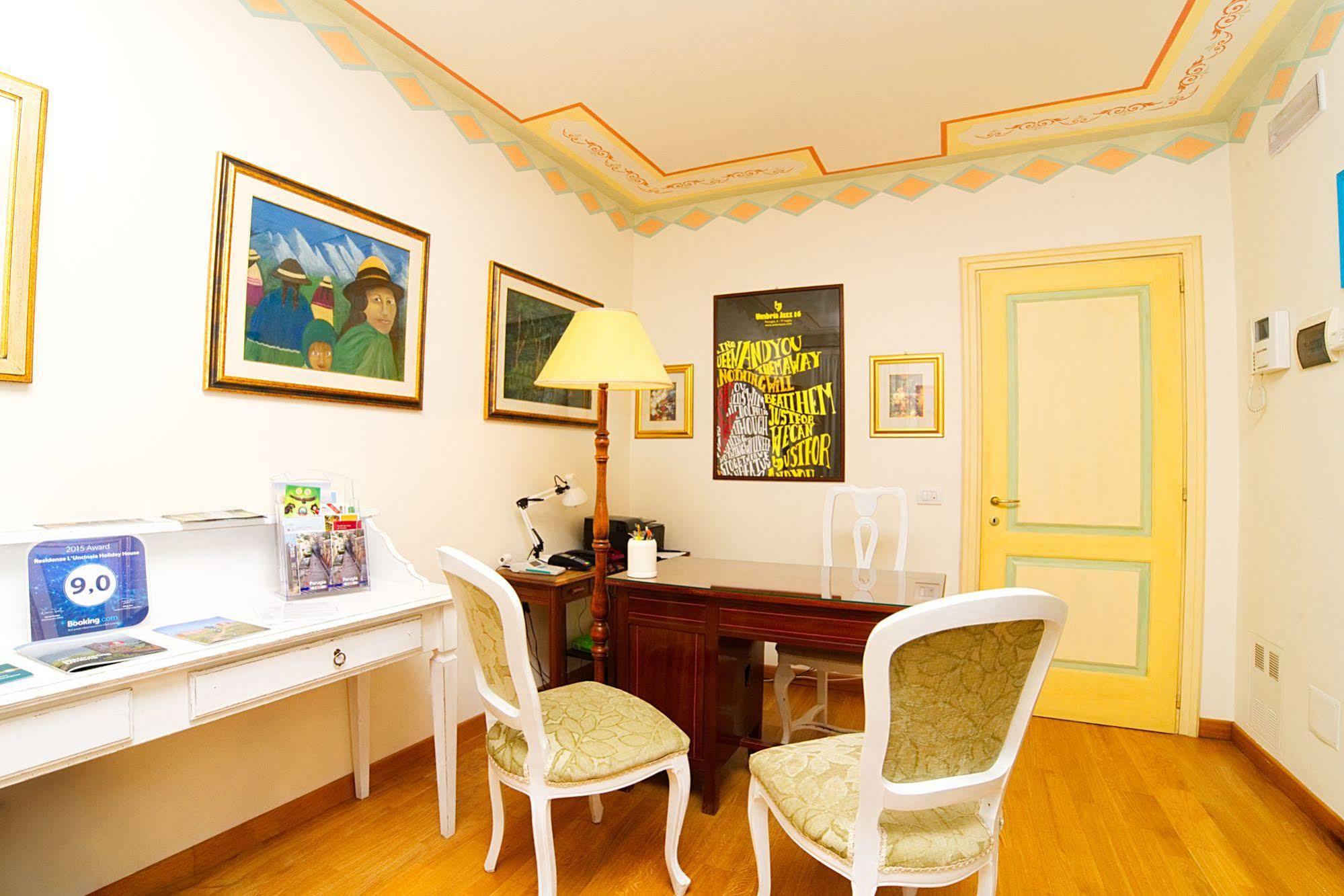 Residenze L'Uncinaia Holiday House Perugia Exterior photo